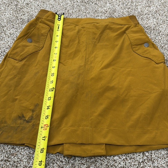 ATHLETA Vienna Cargo Skort in Tan - Picture 3 of 12
